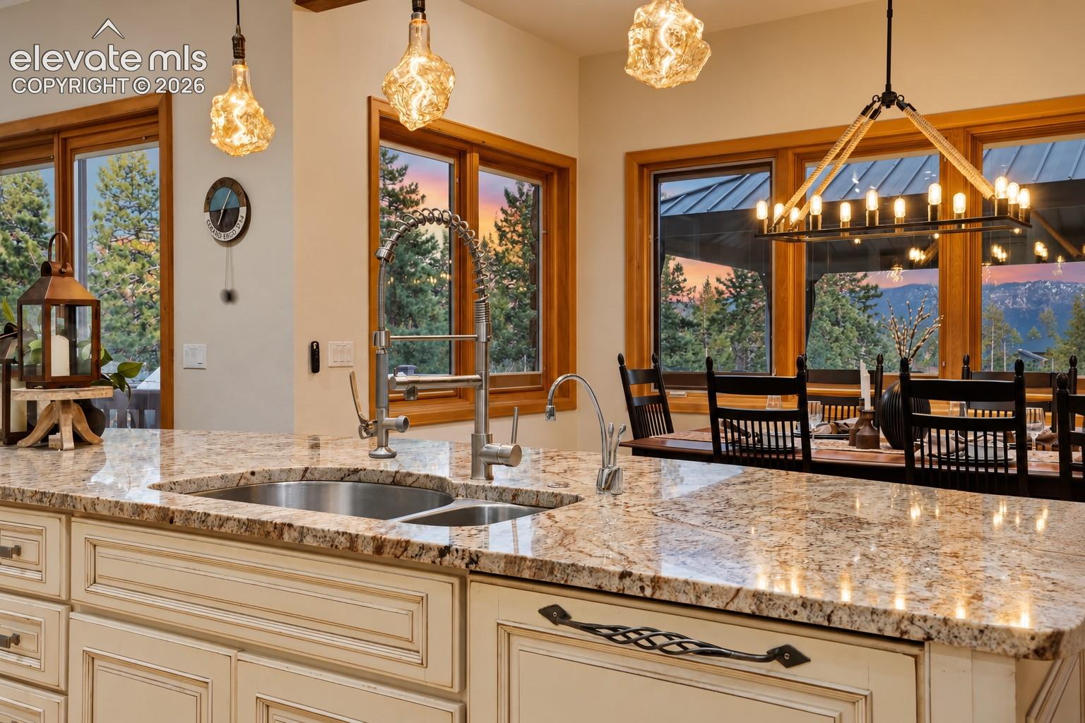 580 Sunny Glen Court