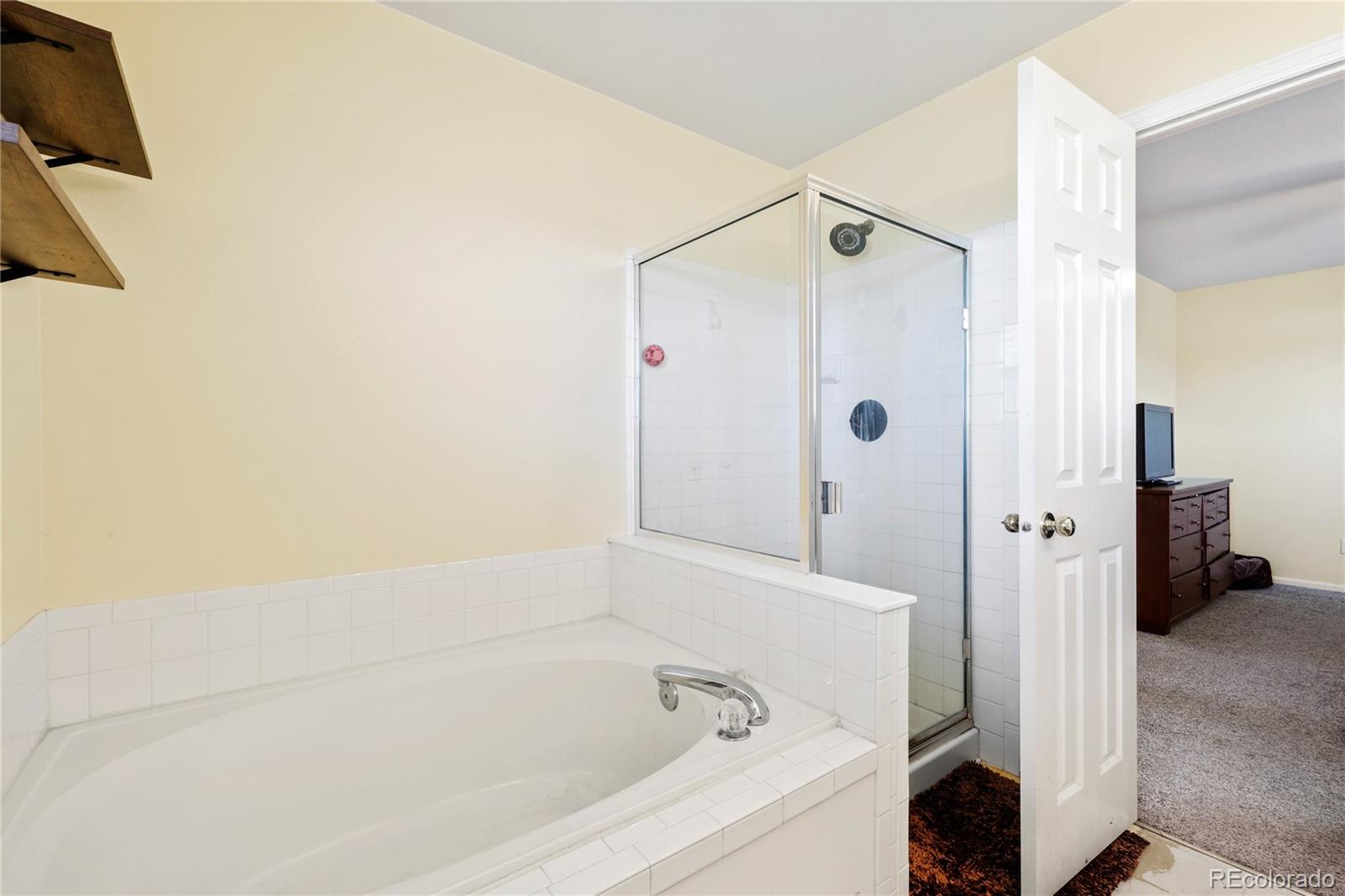 4524 Gunbarrel Drive