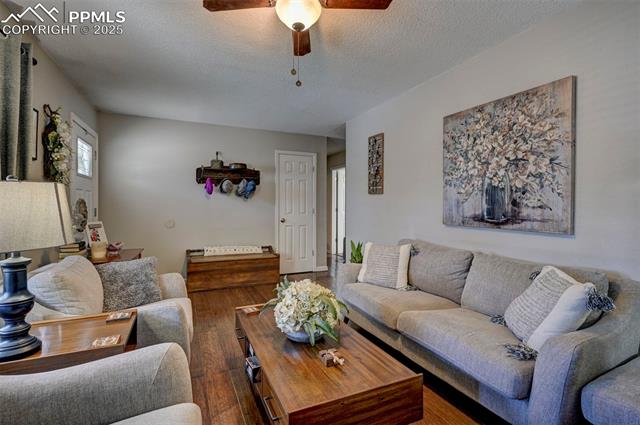 1222 Hartford Street