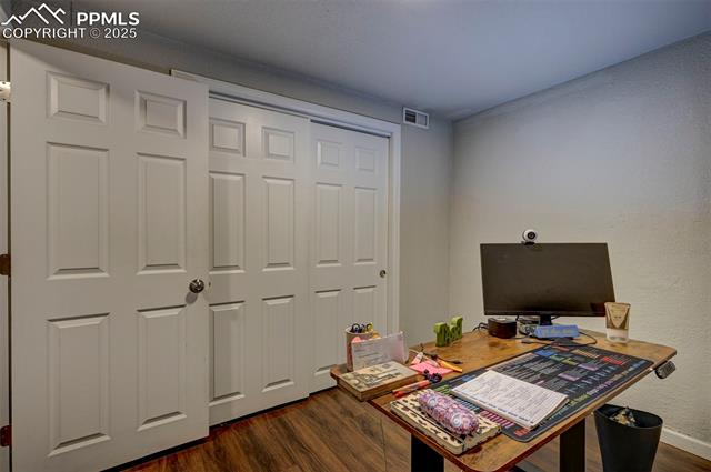 1222 Hartford Street