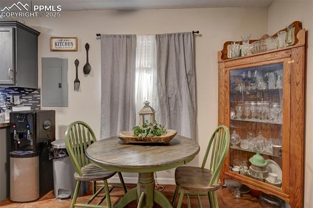 1222 Hartford Street