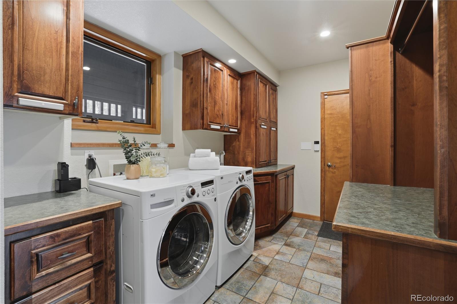 580 Sunny Glen Court