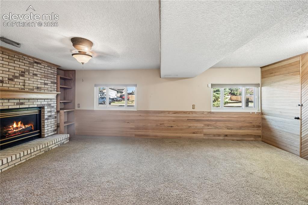 8040 Woody Creek Drive