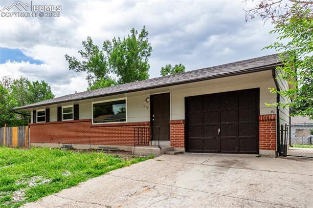 1216 Osgood Road