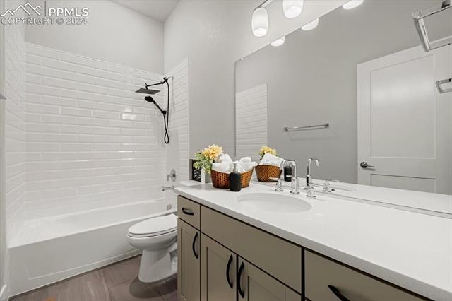 6735 Enclave Vista Loop