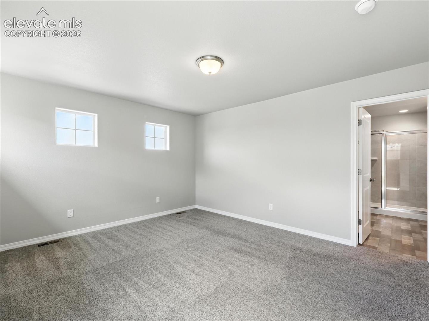 6222 Barr Point