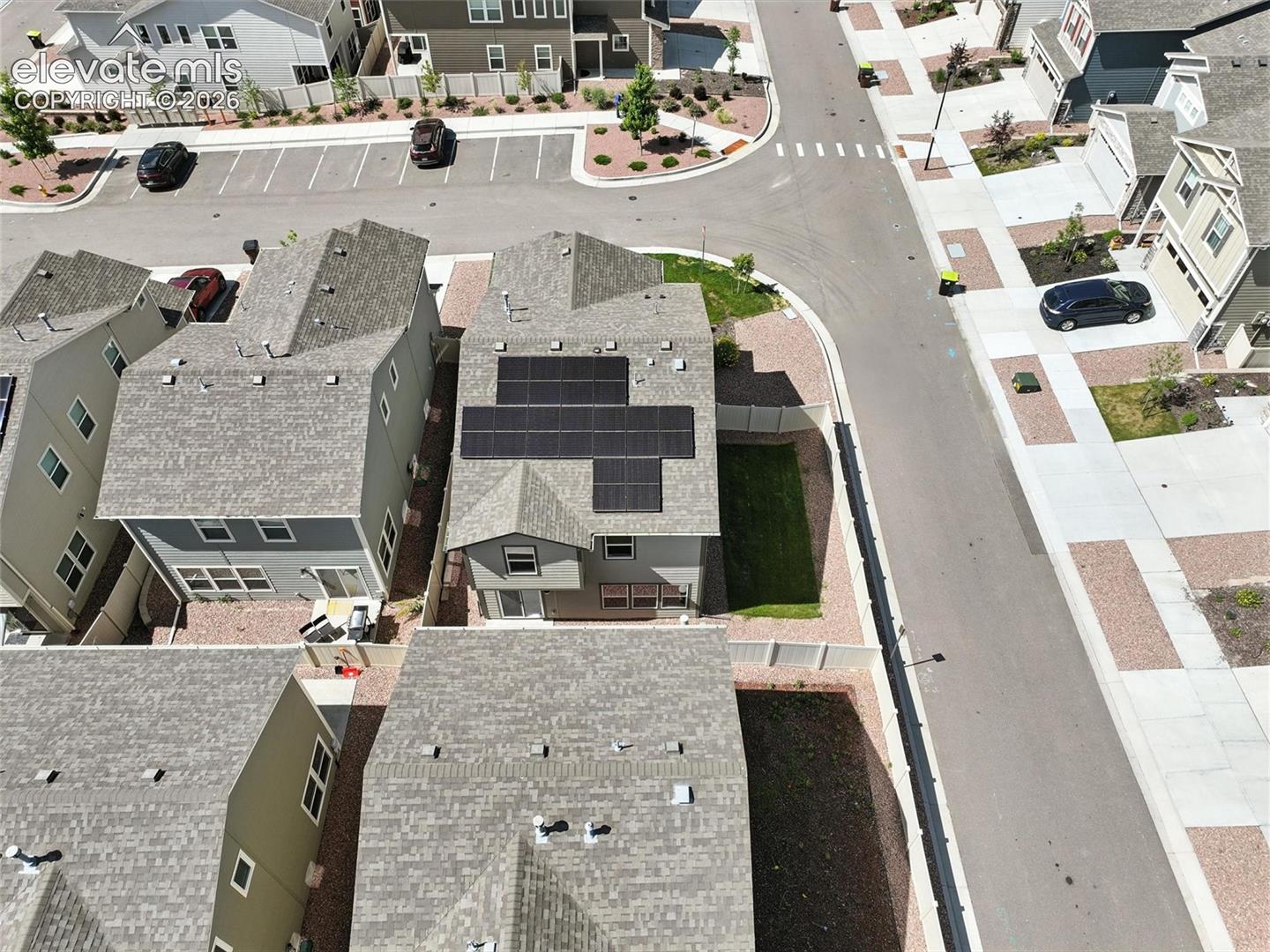 6222 Barr Point