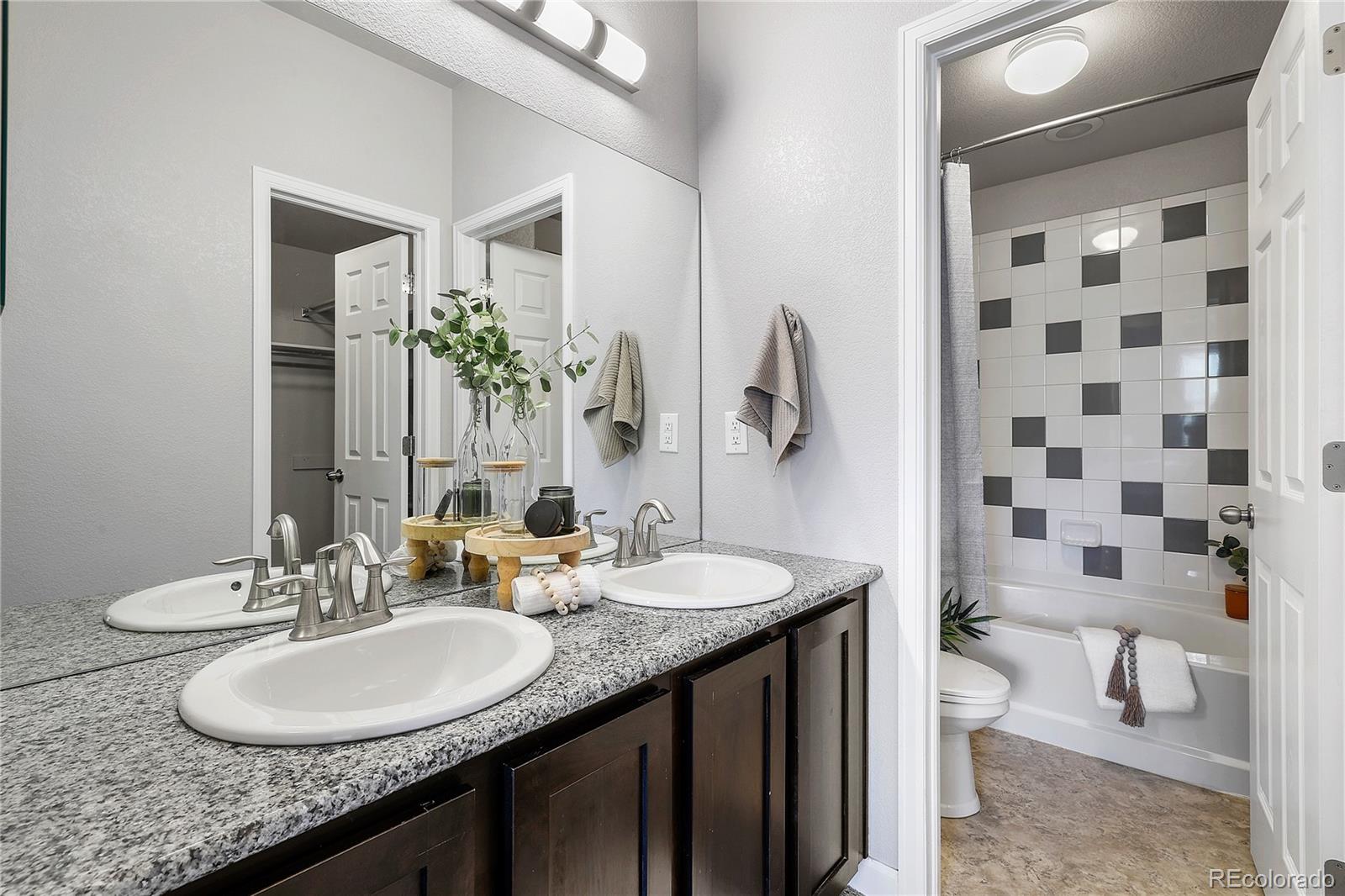 5481 Cross Creek Drive