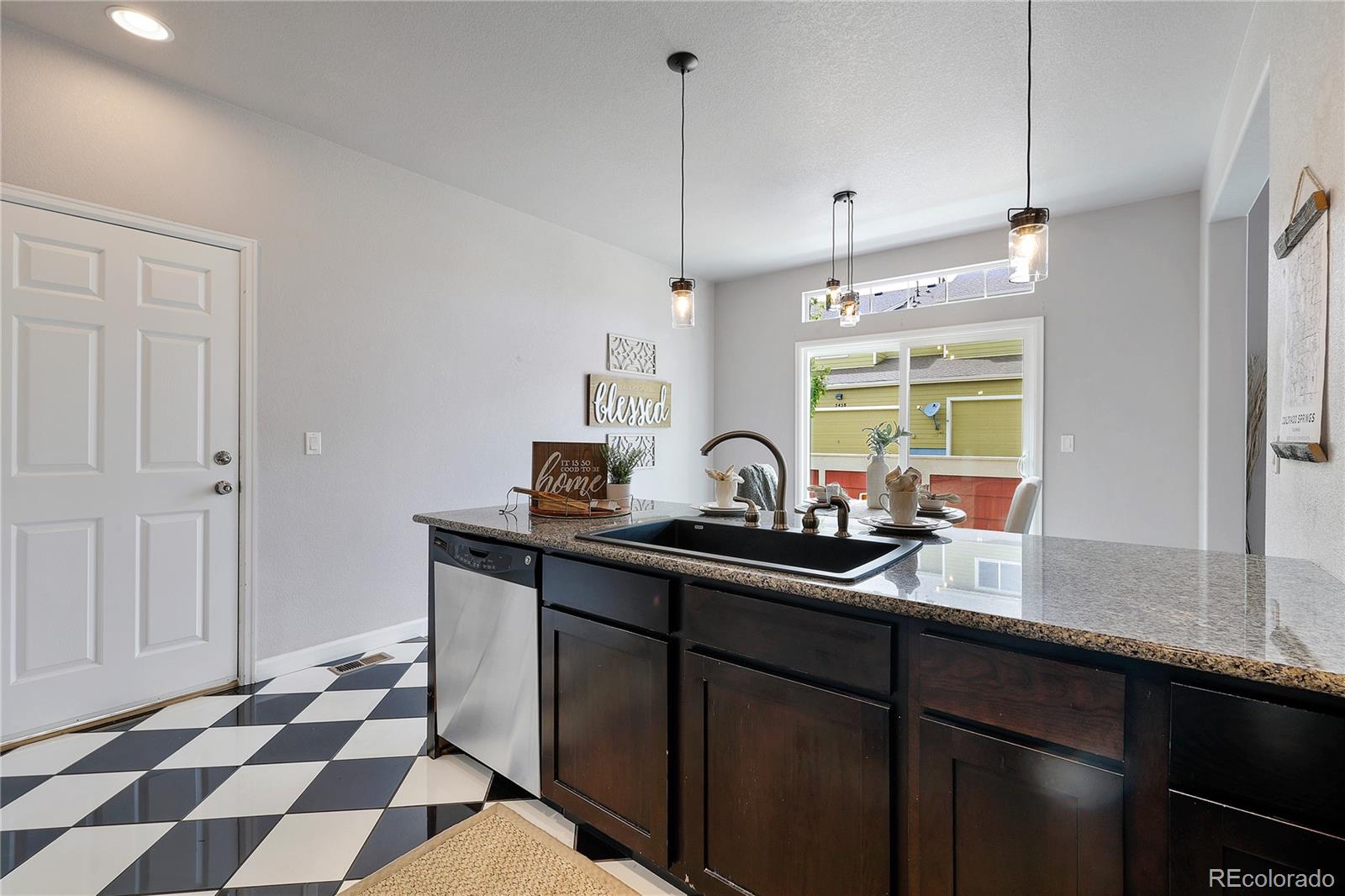 5481 Cross Creek Drive