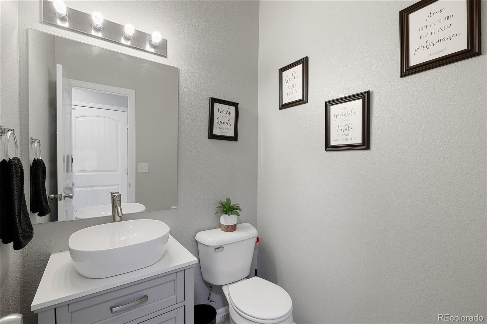 9743 Desert Lily Circle