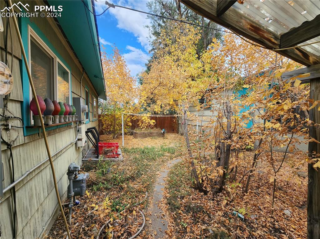 1609 Bates Drive