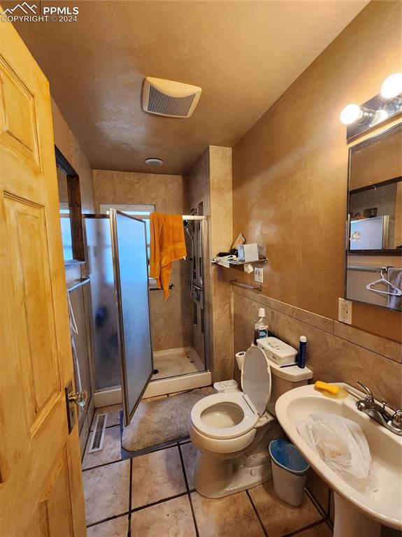 1609 Bates Drive