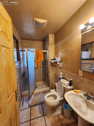 1609 Bates Drive