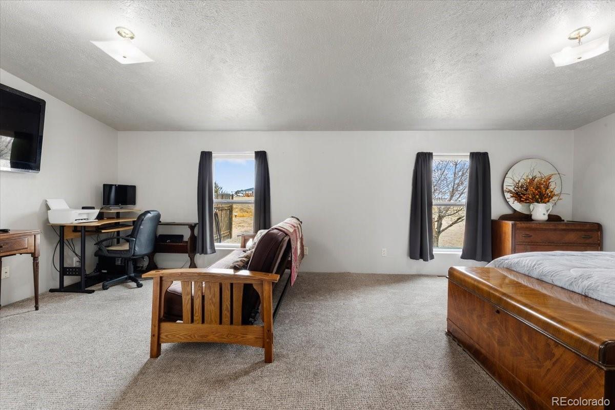 21019 Goldeneagle Drive