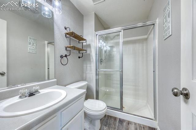 5797 Charlotte Parkway