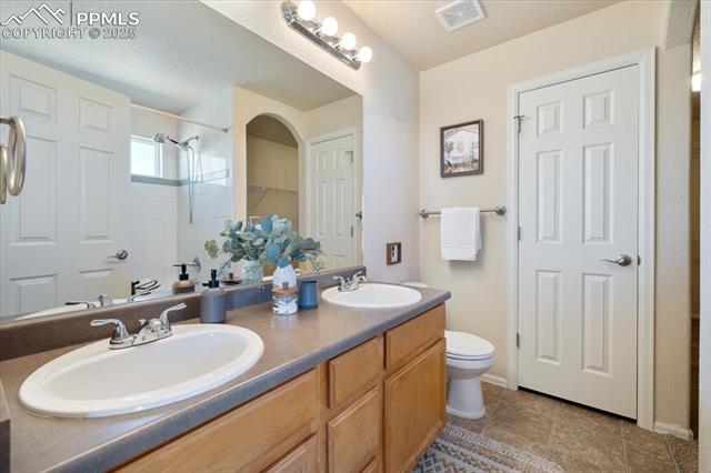 13038 Devils Thumb Place