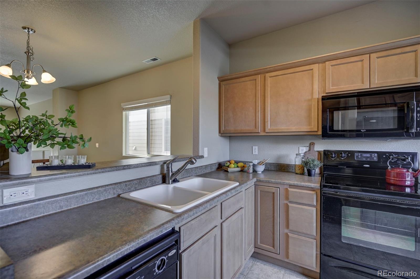 5653 Saint Patrick View
