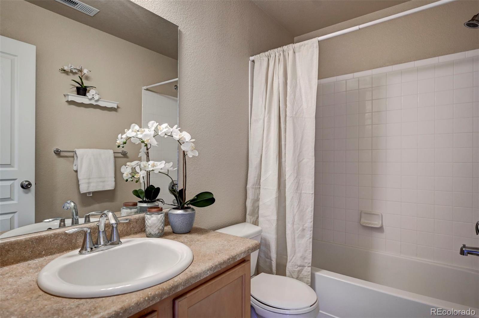 5653 Saint Patrick View