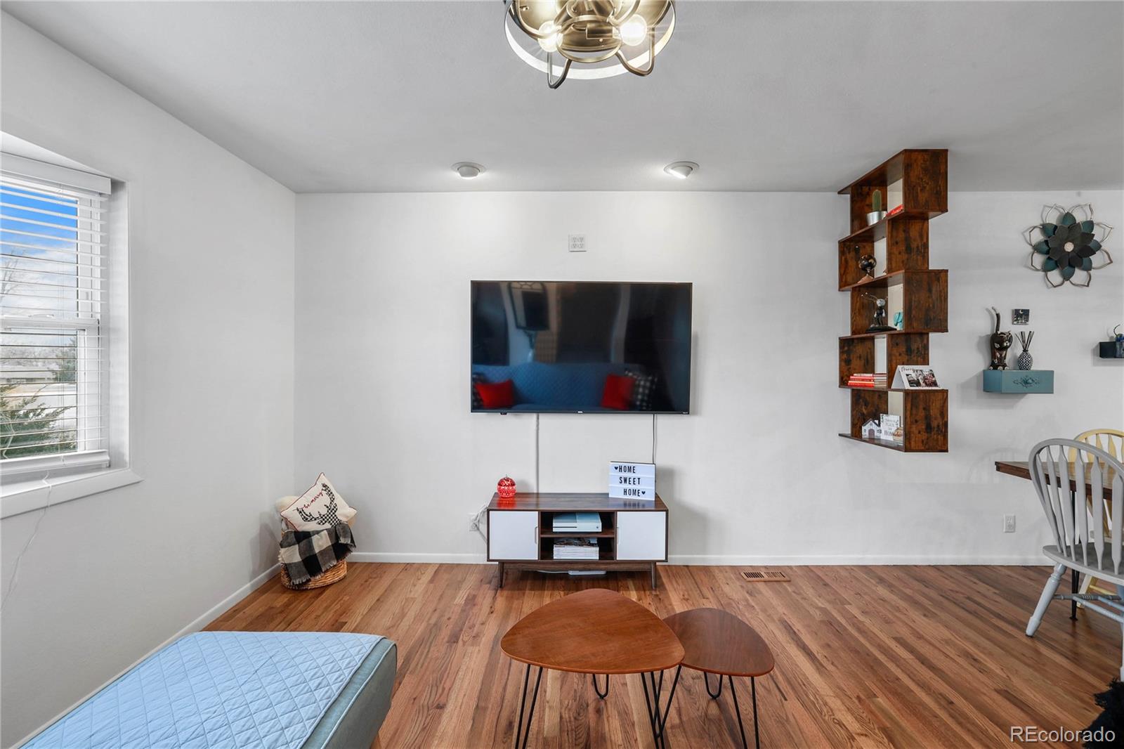 3206 E Pikes Peak Avenue