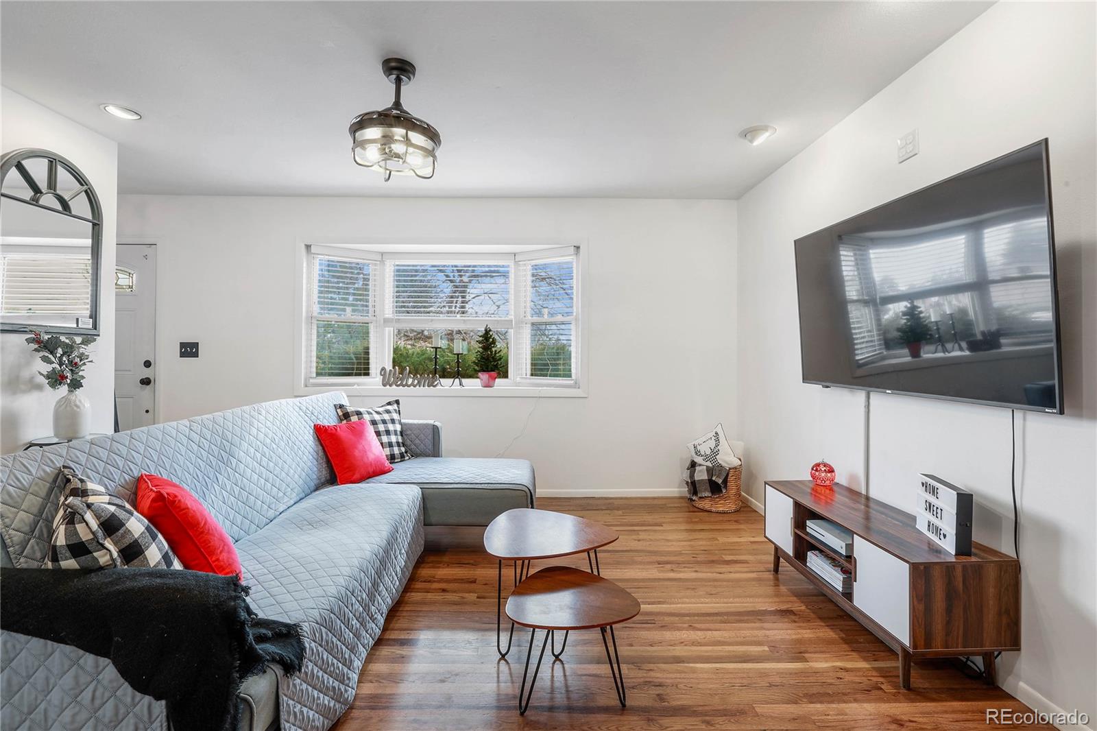 3206 E Pikes Peak Avenue