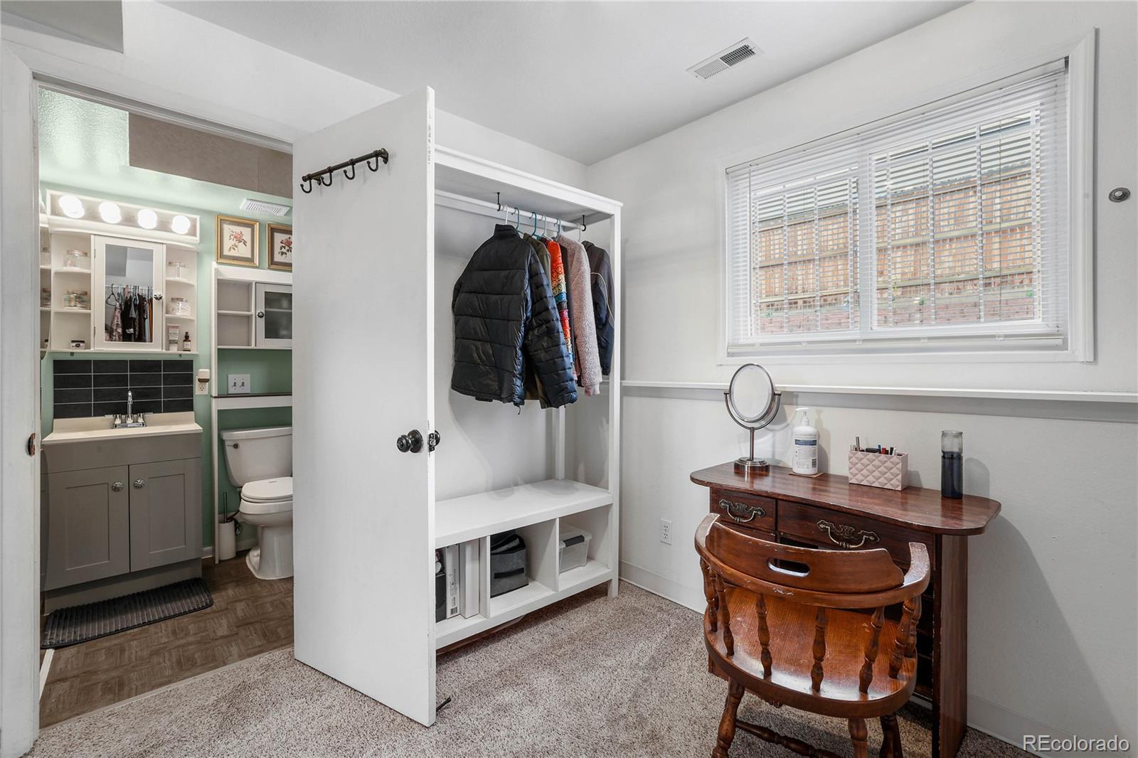 3206 E Pikes Peak Avenue