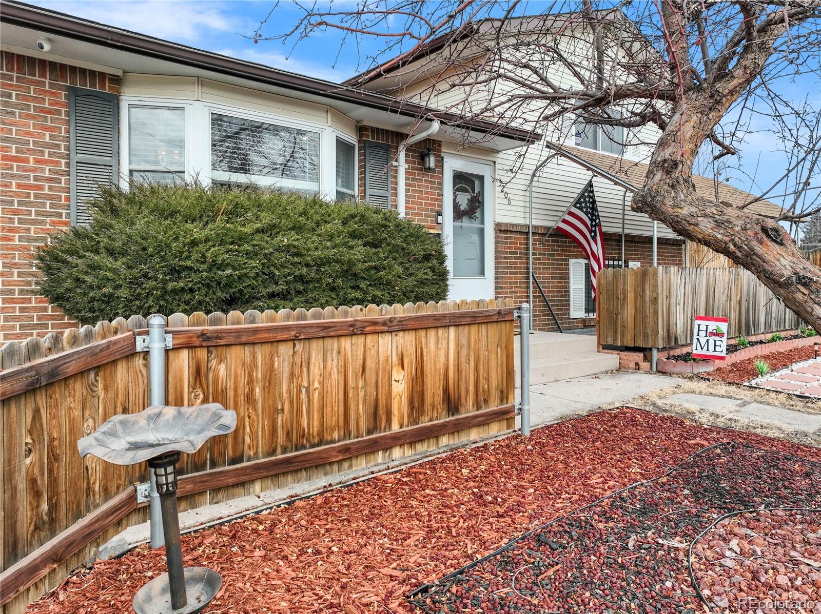 3206 E Pikes Peak Avenue