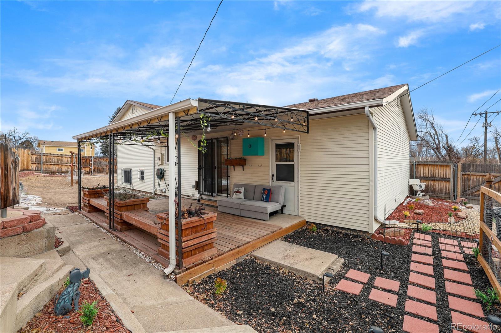 3206 E Pikes Peak Avenue