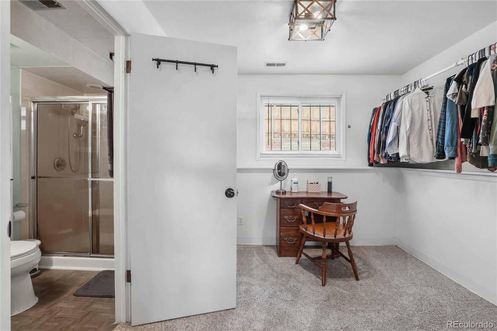 3206 E Pikes Peak Avenue