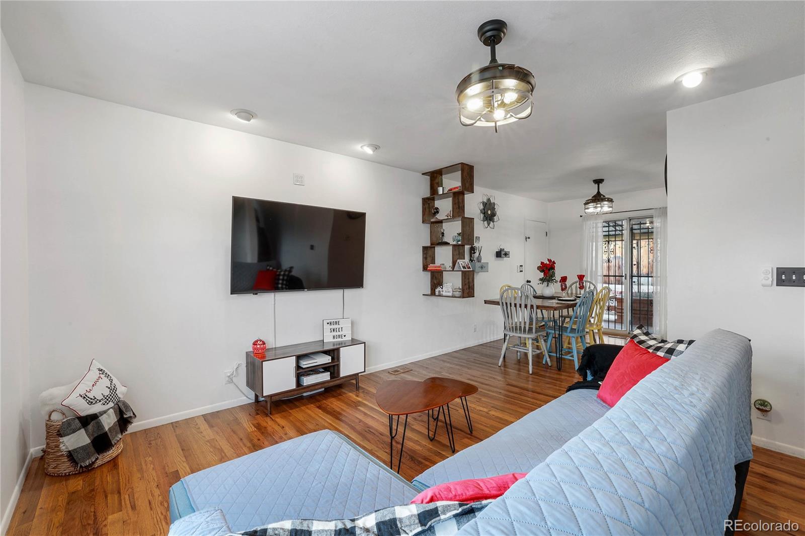 3206 E Pikes Peak Avenue