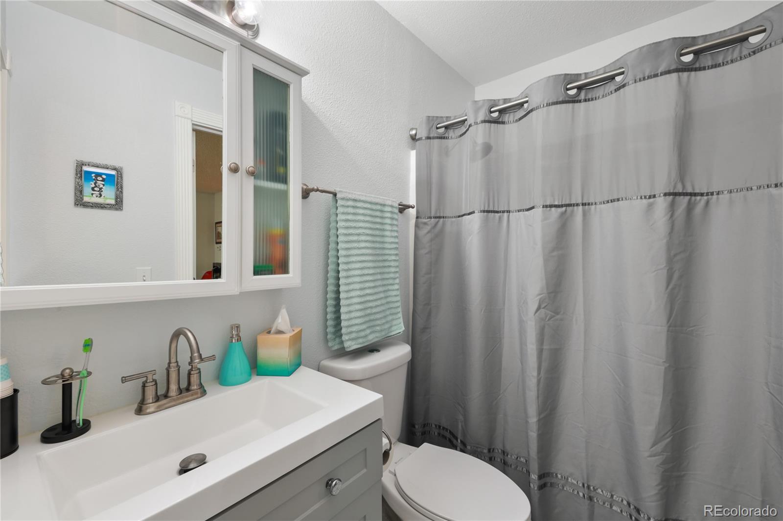 1825 Kendall Street Unit: 105