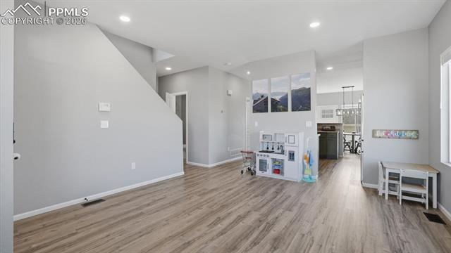 2281 St James Drive