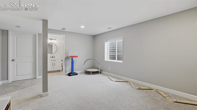 2281 St James Drive