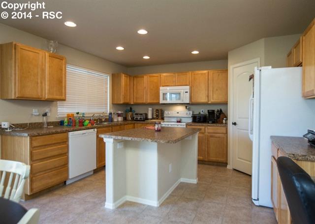 6052 San Mateo Drive