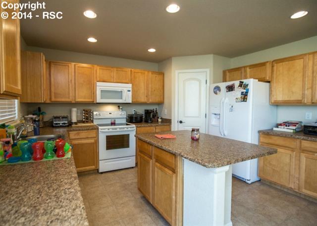 6052 San Mateo Drive