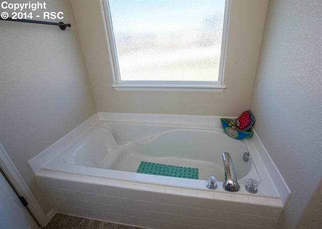 6052 San Mateo Drive