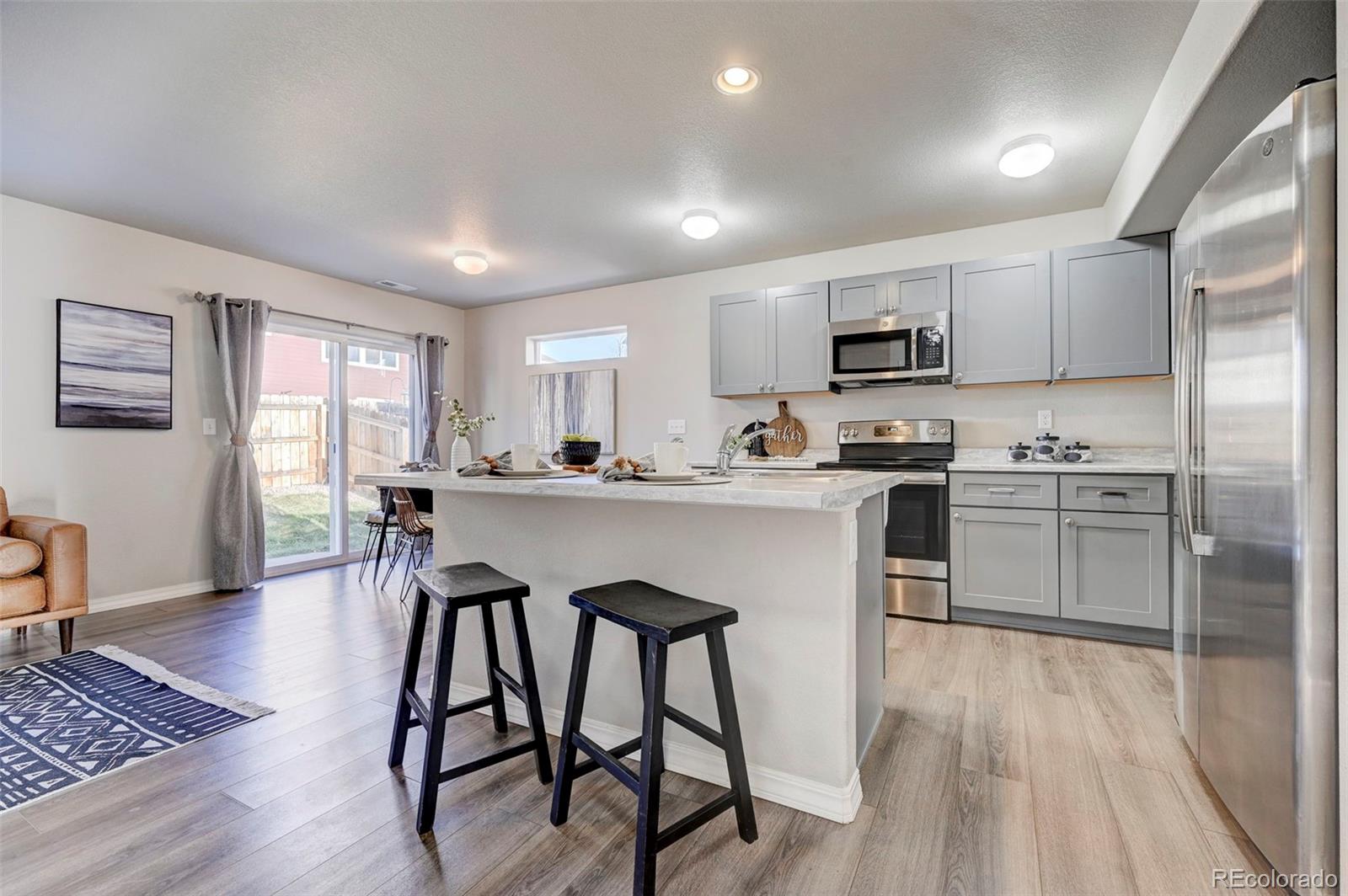 824 Endeavor Way