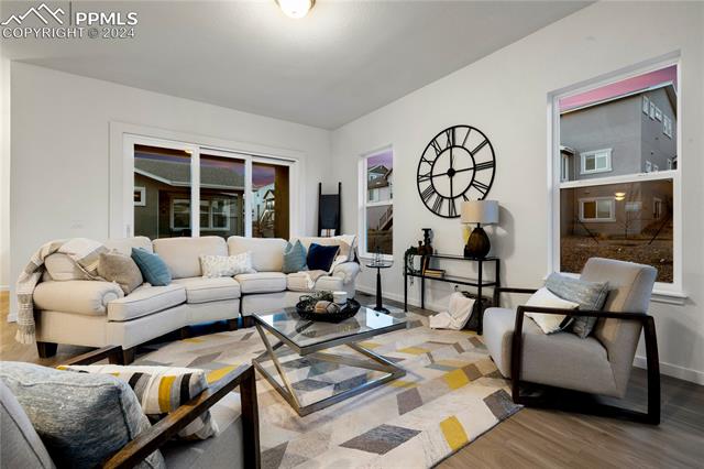 5476 Gansevoort Drive