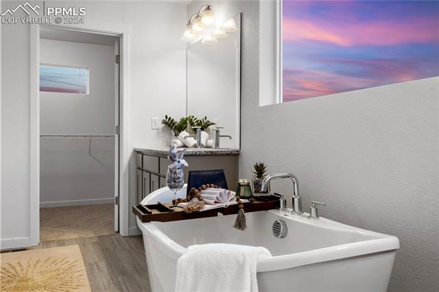 5476 Gansevoort Drive