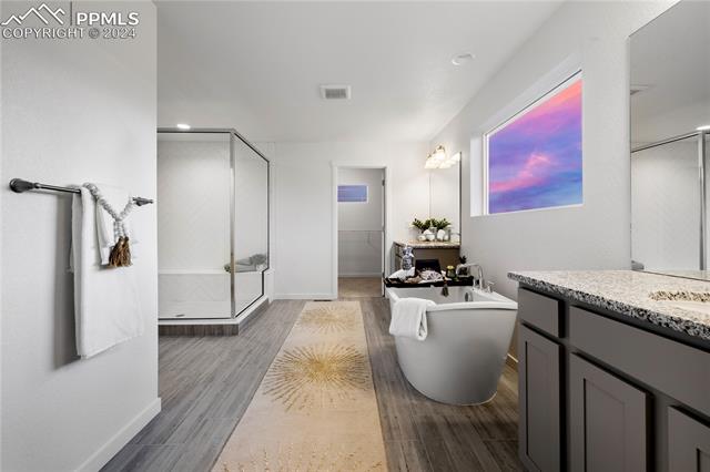 5476 Gansevoort Drive