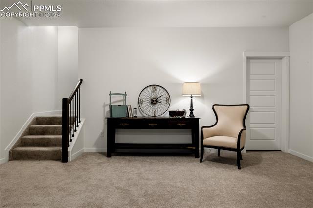 5476 Gansevoort Drive