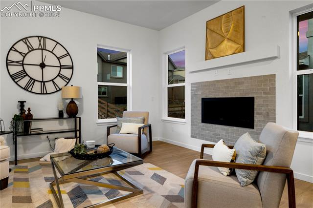 5476 Gansevoort Drive