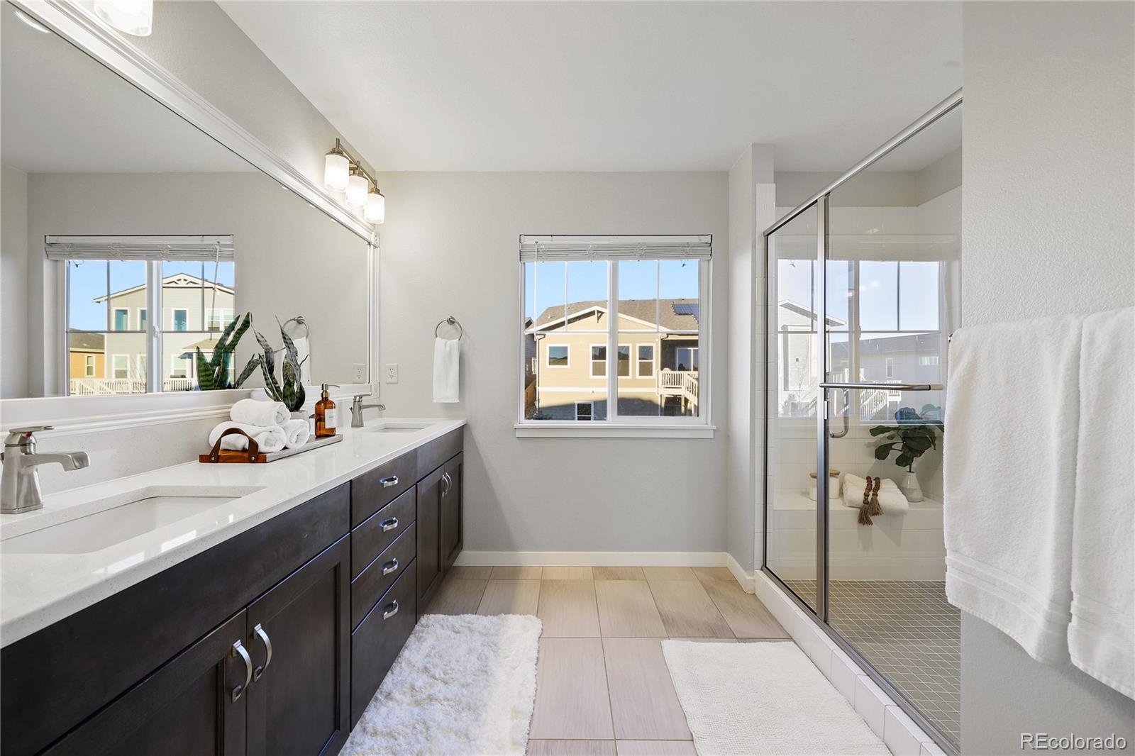 4554 Hanging Lake Circle