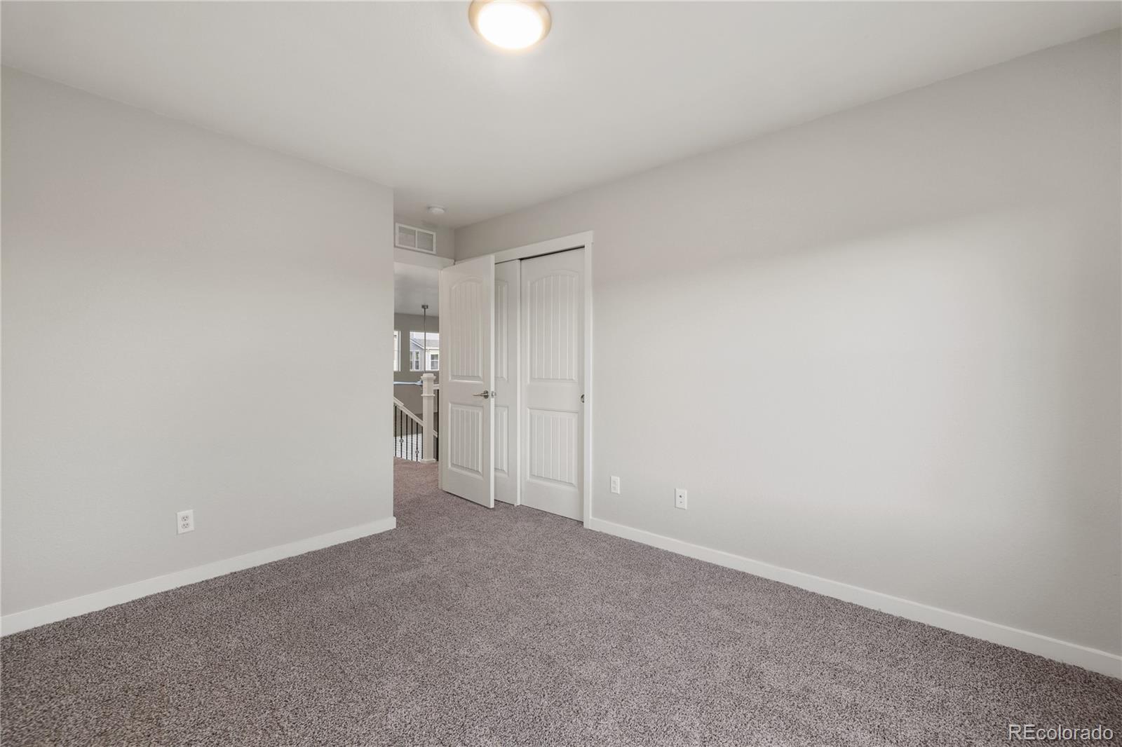 4554 Hanging Lake Circle