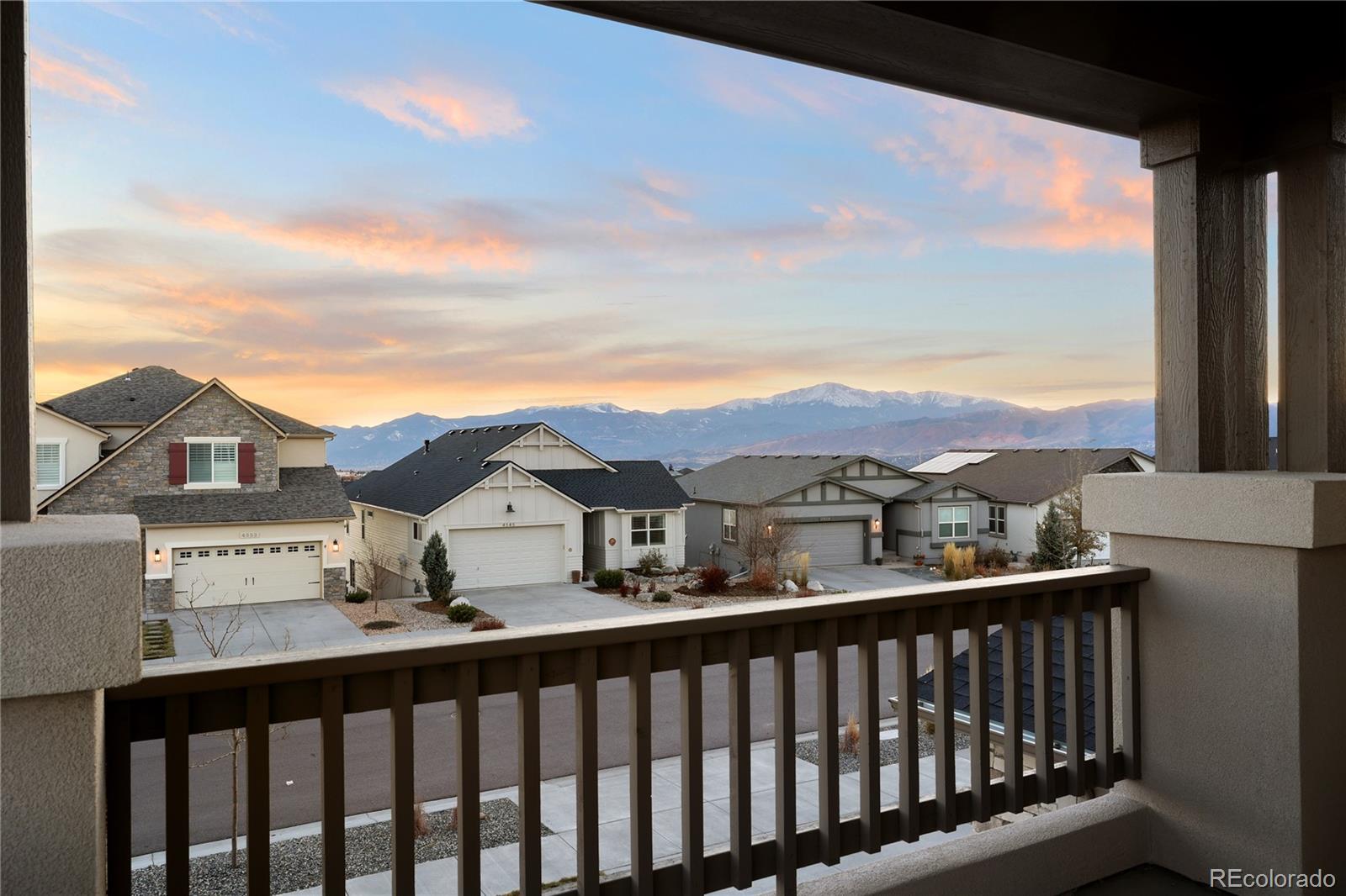 4554 Hanging Lake Circle