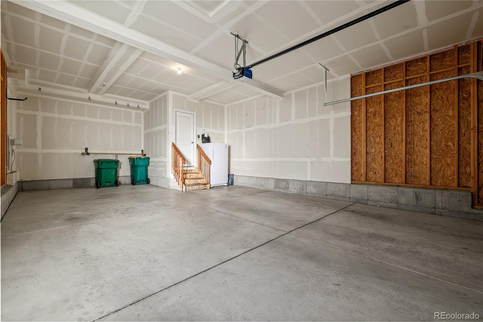 4554 Hanging Lake Circle