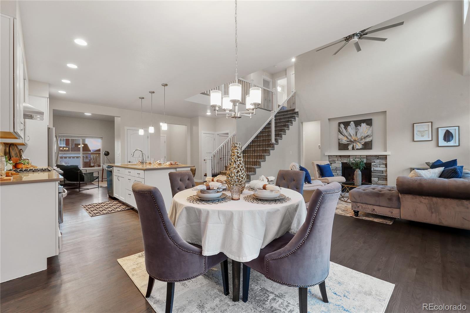 4554 Hanging Lake Circle