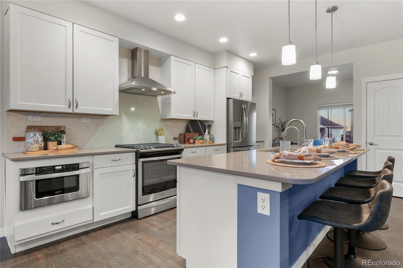 4554 Hanging Lake Circle