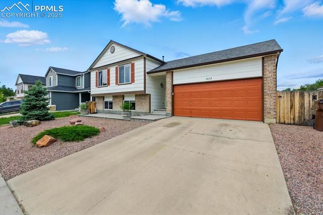 2032 Woodsong Way