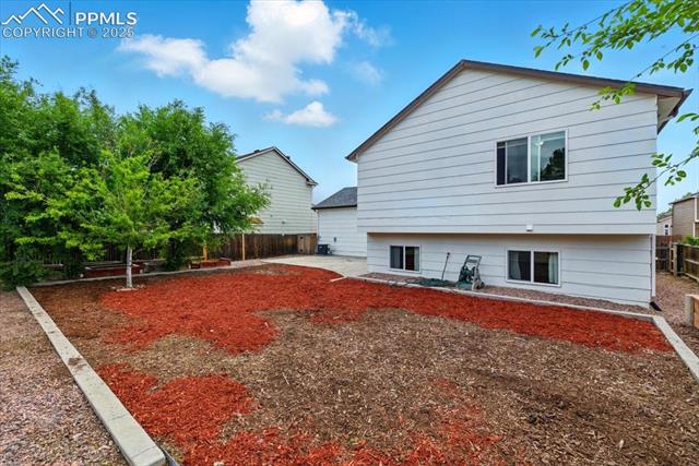 2032 Woodsong Way