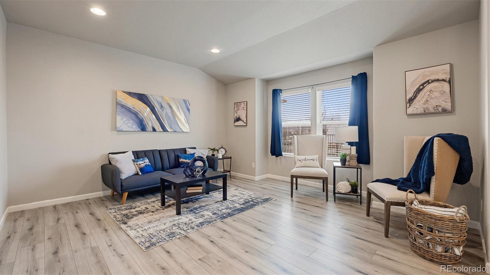1008 Petra Heights
